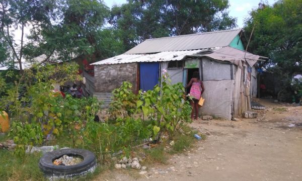 Article : Camp « La Piste » : le cimetière des handicapés d’Haïti